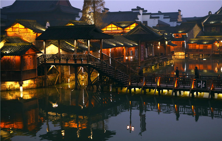 世界互聯網大會前的烏鎮(zhèn)夜景