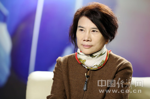 董明珠:”新常態”下的創新要有跨越式眼光