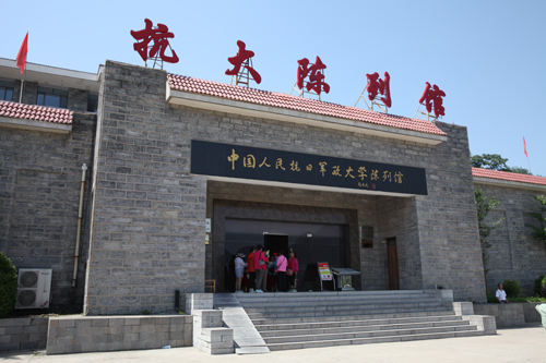 前南峪依托“紅色”“綠色”領(lǐng)跑生態(tài)經(jīng)濟發(fā)展