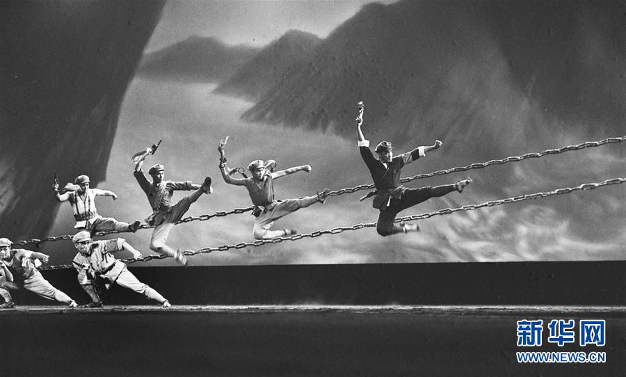 重溫紅色經典 傳承長征精神