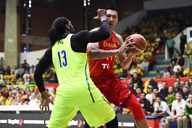 男籃奧運熱身巴西 趙繼偉奮力進攻