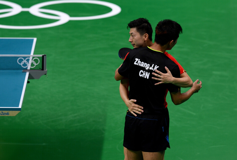 4-0橫掃！馬龍戰勝張繼科首奪奧運冠軍 成就大滿貫