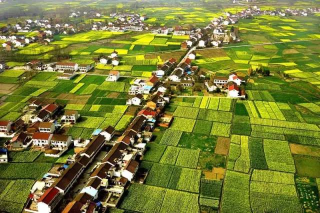 向著全面建成小康社會(huì)奮力沖刺——從“十三五”規(guī)劃綱要編制看治國理政新實(shí)踐