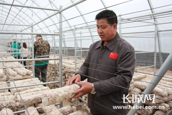 [網(wǎng)絡(luò)媒體走轉(zhuǎn)改]總書記囑托催奮進(jìn) 太行山村舊貌換新顏