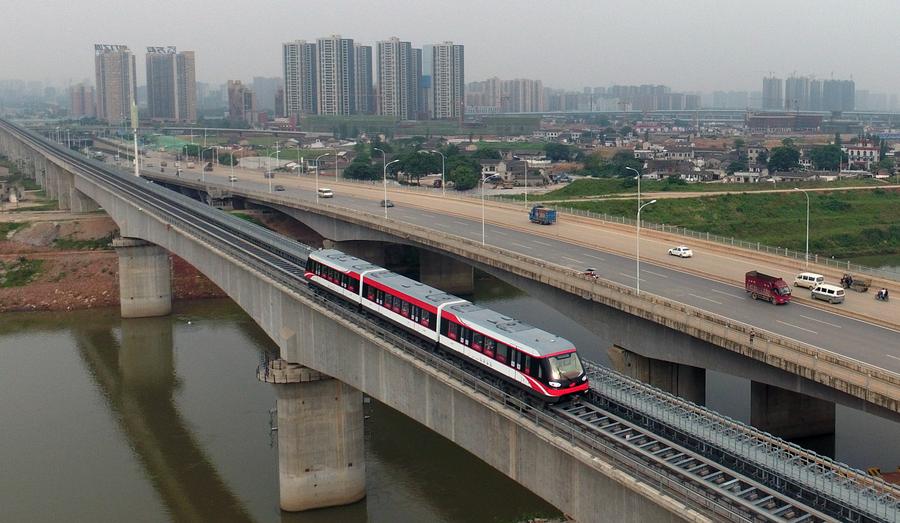 牢固樹立和自覺踐行發展新理念