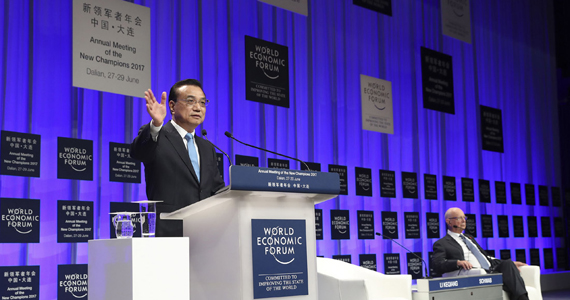 李克強總理出席2017年夏季達沃斯論壇開幕式并致辭