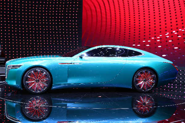 代表紅旗未來產品風格 新紅旗概念車亮相北京車