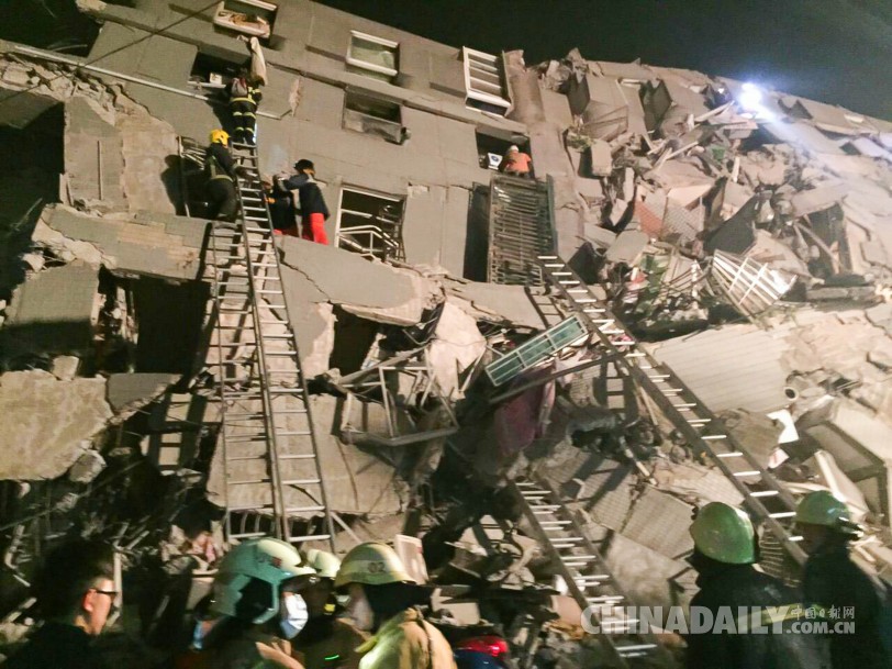 臺灣高雄發生6.7級地震 臺南市多處建筑倒塌