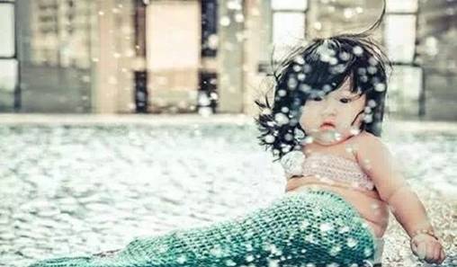 最帥&最萌美人魚秒殺林允?版納萬達三八節(jié)玩嗨了