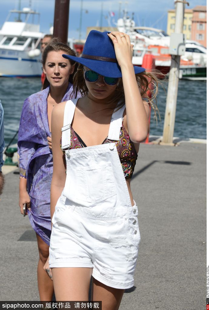 盤點：應(yīng)對三伏天穿搭指南 再脫一件！光著身子穿背帶褲才潮