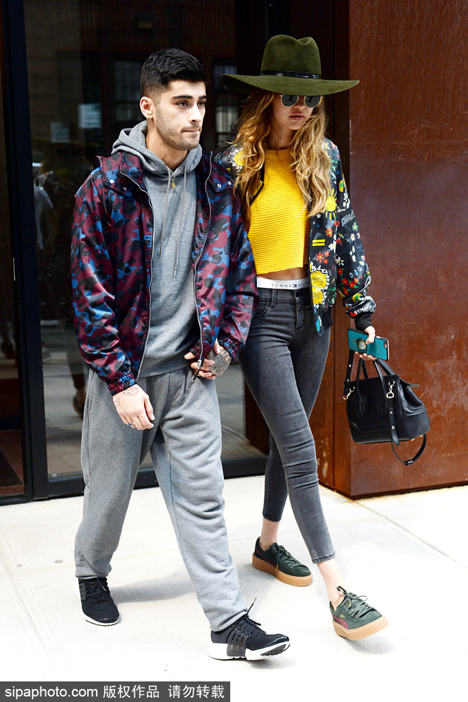 盤點(diǎn)：七夕虐狗模式開啟 歐美明星情侶街拍恩愛衣品一起秀！