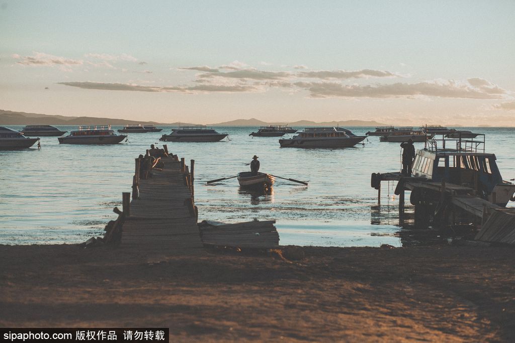 攝影師周游世界 用鏡頭記錄各國(guó)絕美風(fēng)光