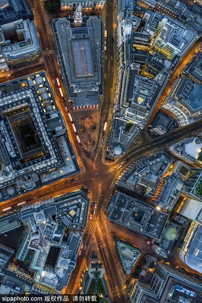 上帝視角下的倫敦 縱橫交錯現代與古典融合