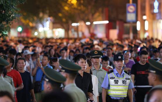 國慶節，向堅守在工作崗位上的人致敬