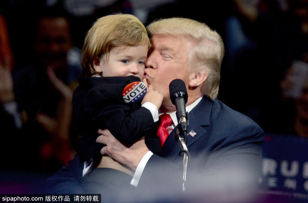 從成功商人到問鼎白宮 特朗普圖片精選