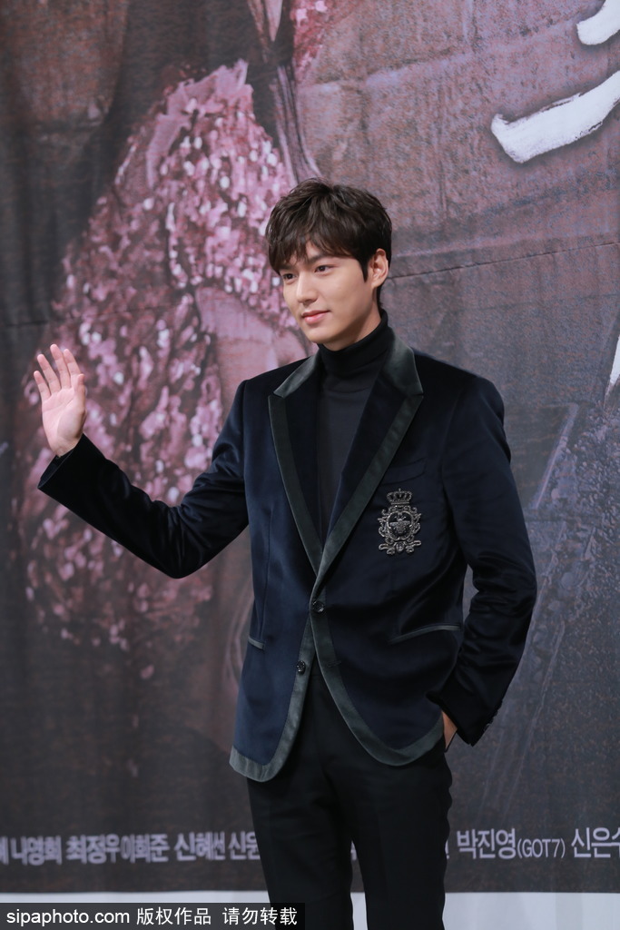 《藍(lán)色大海的傳說(shuō)》發(fā)布會(huì) 李敏鎬全智賢都來(lái)了