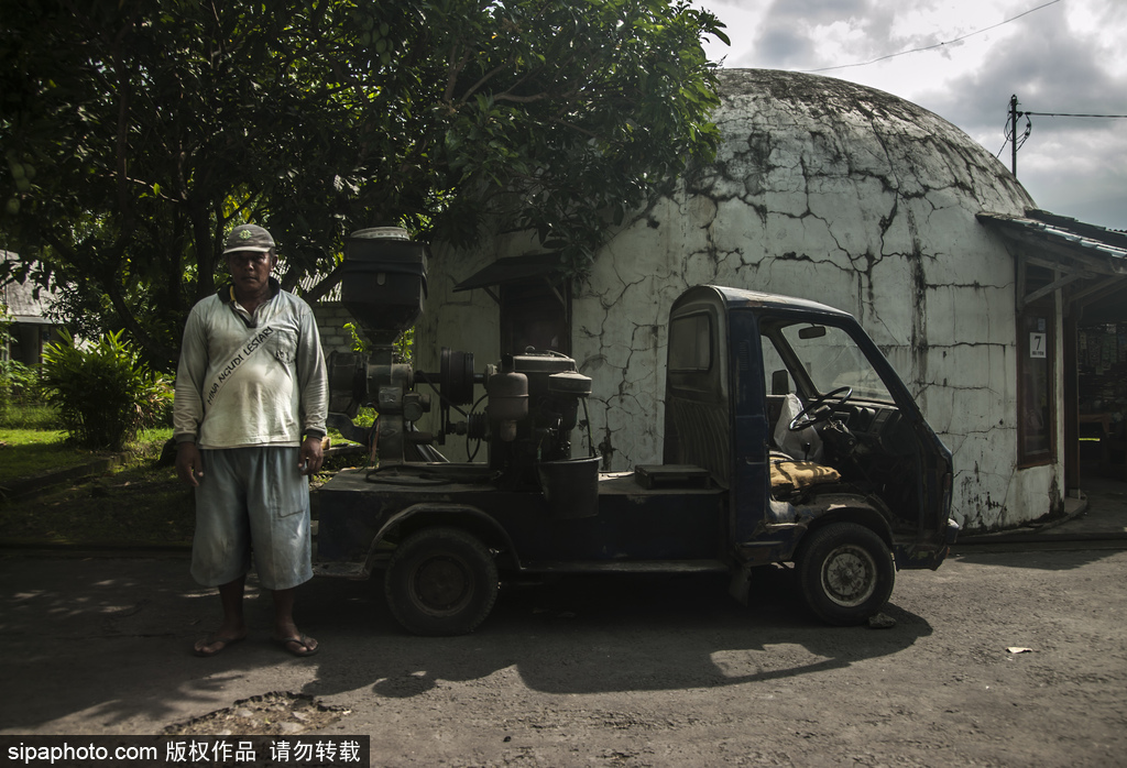 印尼海嘯十年后的災民村 圓頂房屋造型奇特成旅游景點