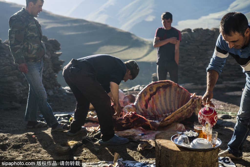 高加索深山里的古老村莊 原生態(tài)淳樸生活愜意悠閑
