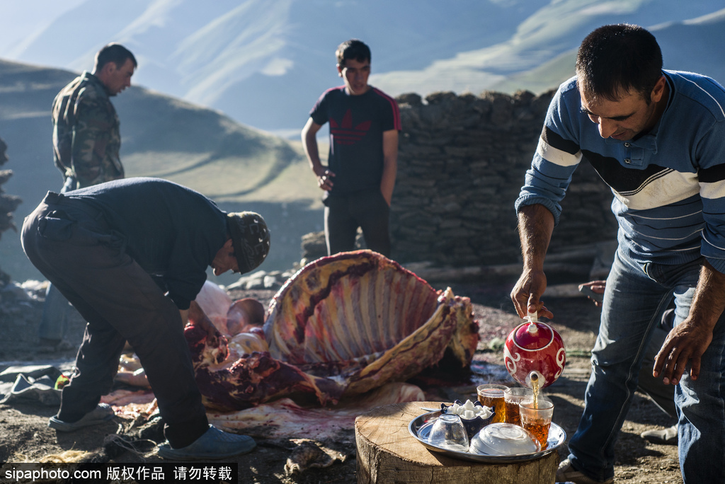 高加索深山里的古老村莊 原生態(tài)淳樸生活愜意悠閑