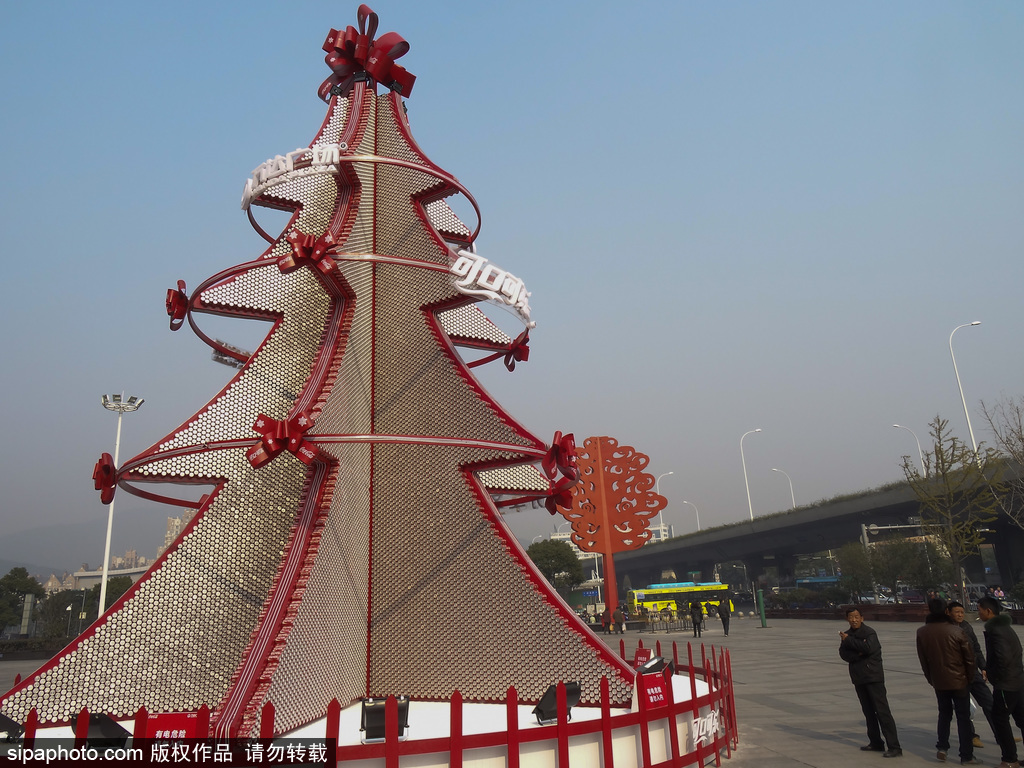 圣誕樹不一定是棵樹 盤點世界上腦洞大開的圣誕樹