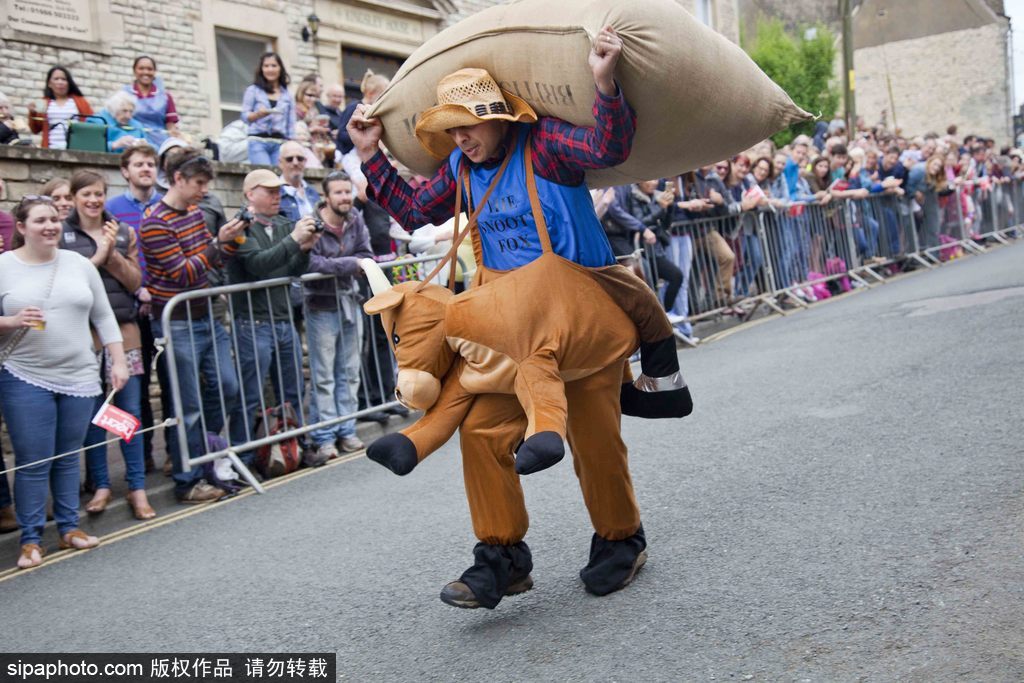 腦洞大過天！盤點(diǎn)全球各類奇葩比賽