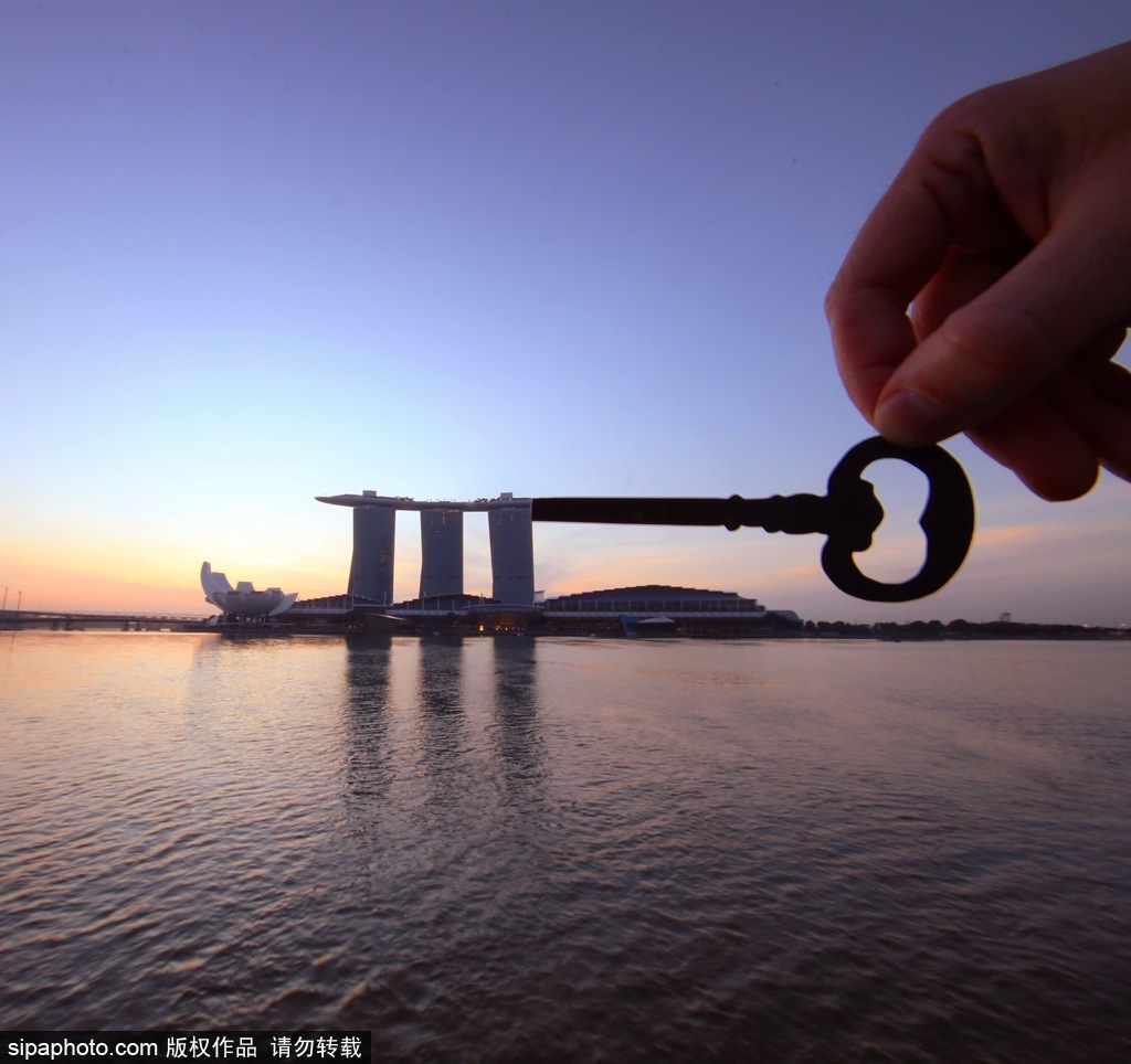 剪紙錯位藝術趣味無窮 盤點度假勝地巧變創(chuàng)意作品