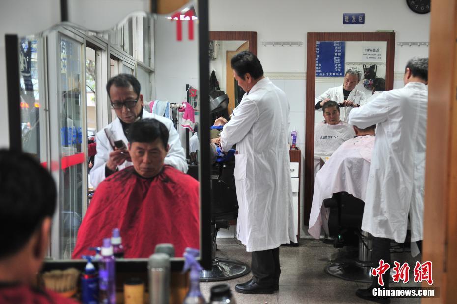 二月二龍?zhí)ь^ 你排隊剪發(fā)了嗎？