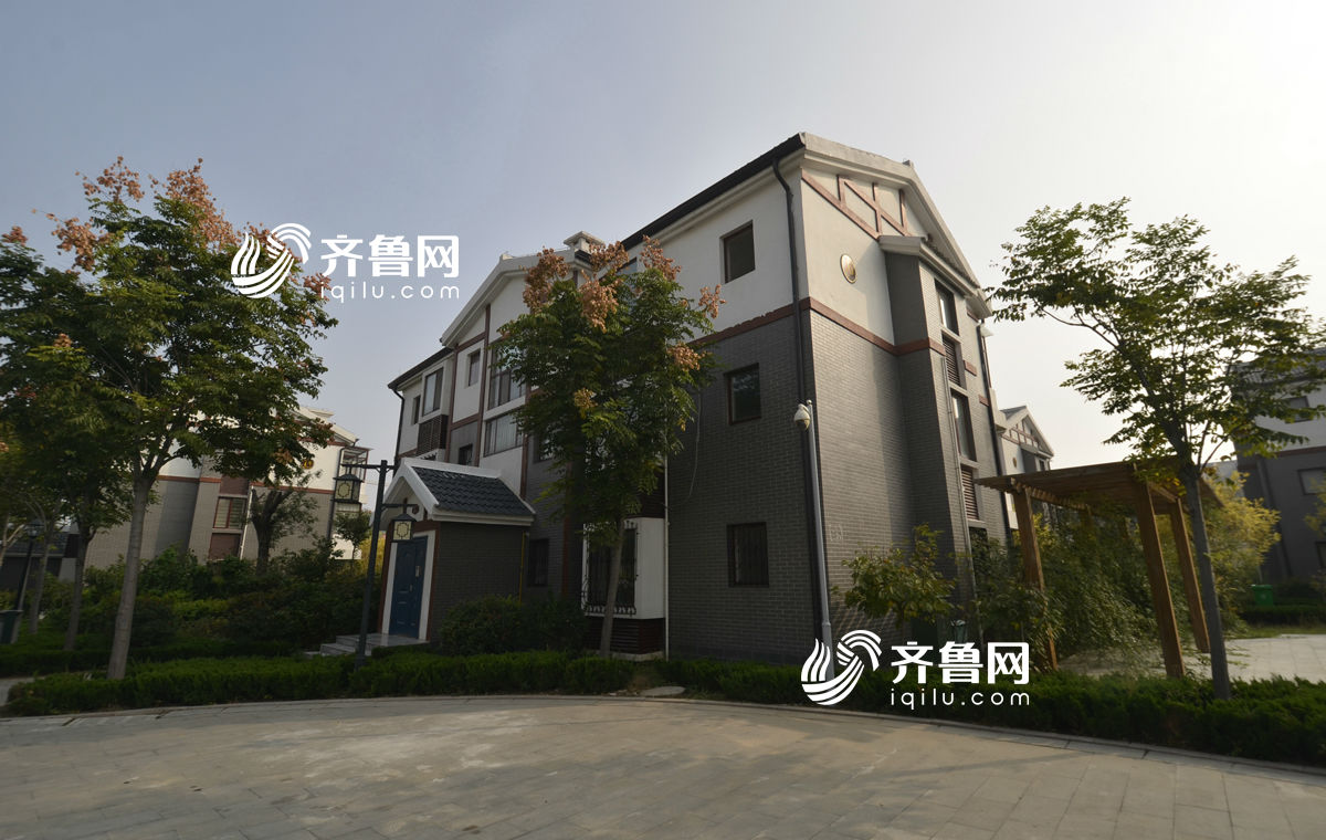 山東“土豪”企業28套溫泉公寓獎員工[組圖]