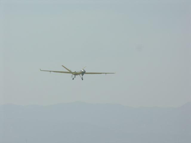 龍?zhí)ь^后震四海 中國翼龍Ⅱ成功首飛