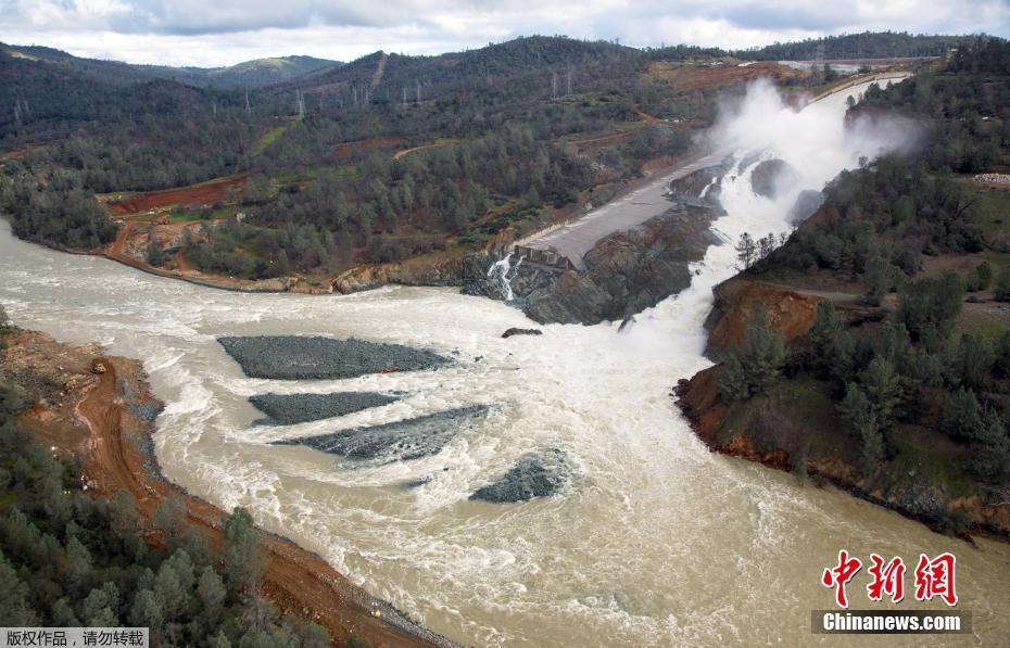 美國最高水壩坍塌居民緊急疏散 現(xiàn)場清理工作啟動