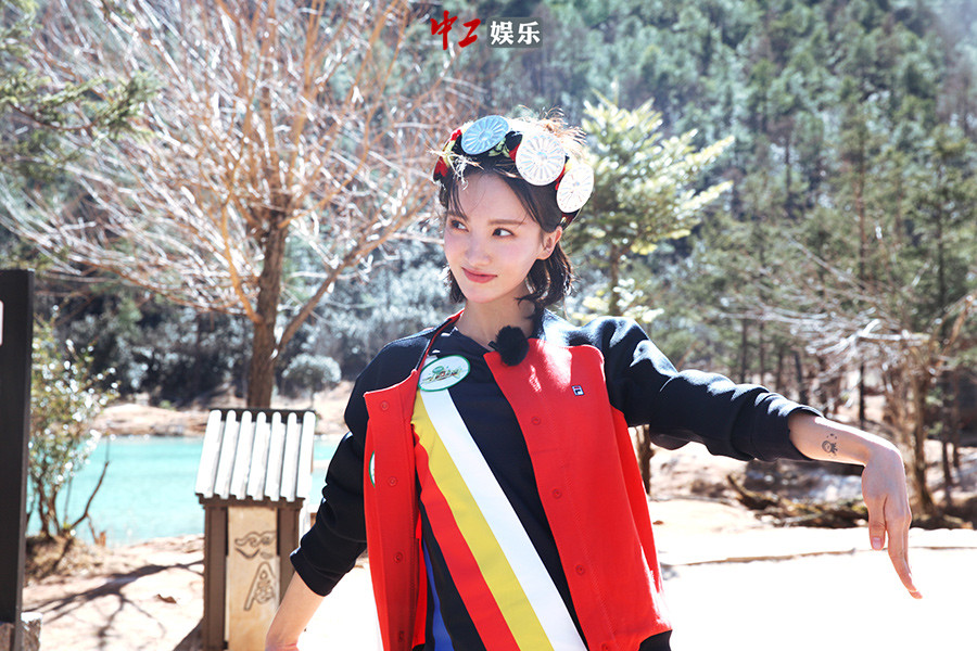 《二十四小時》“時空水手”麗江上演尋龍記 陳坤賣萌闖關(guān)