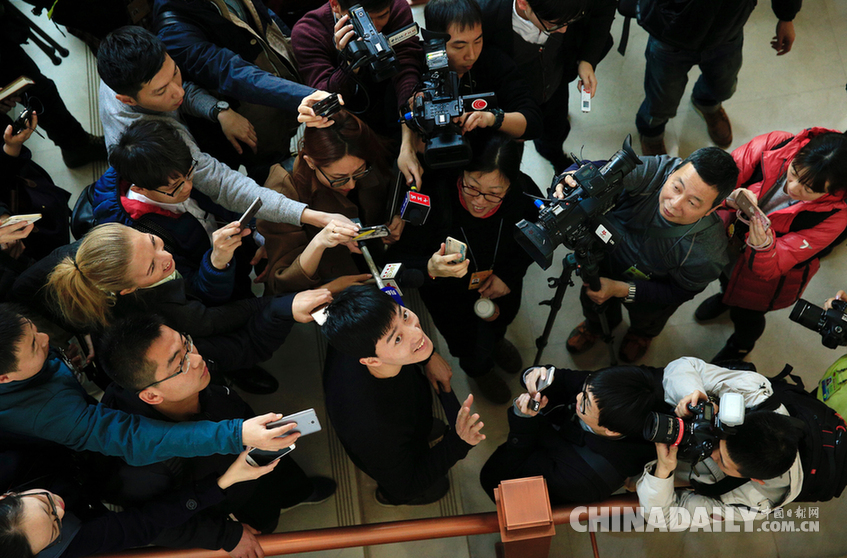 全國政協十二屆五次會議體育界別舉行小組會議