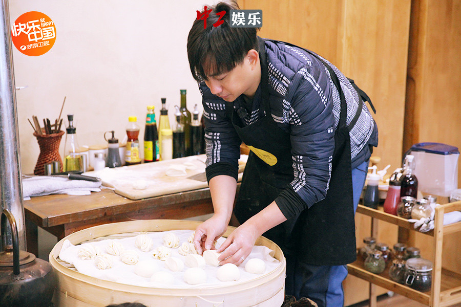 《向往的生活》90后做客活力無限 鄉(xiāng)村生活傳遞青春能量