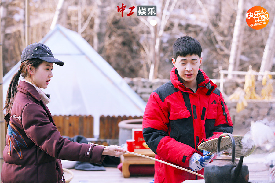 《向往的生活》90后做客活力無(wú)限 鄉(xiāng)村生活傳遞青春能量