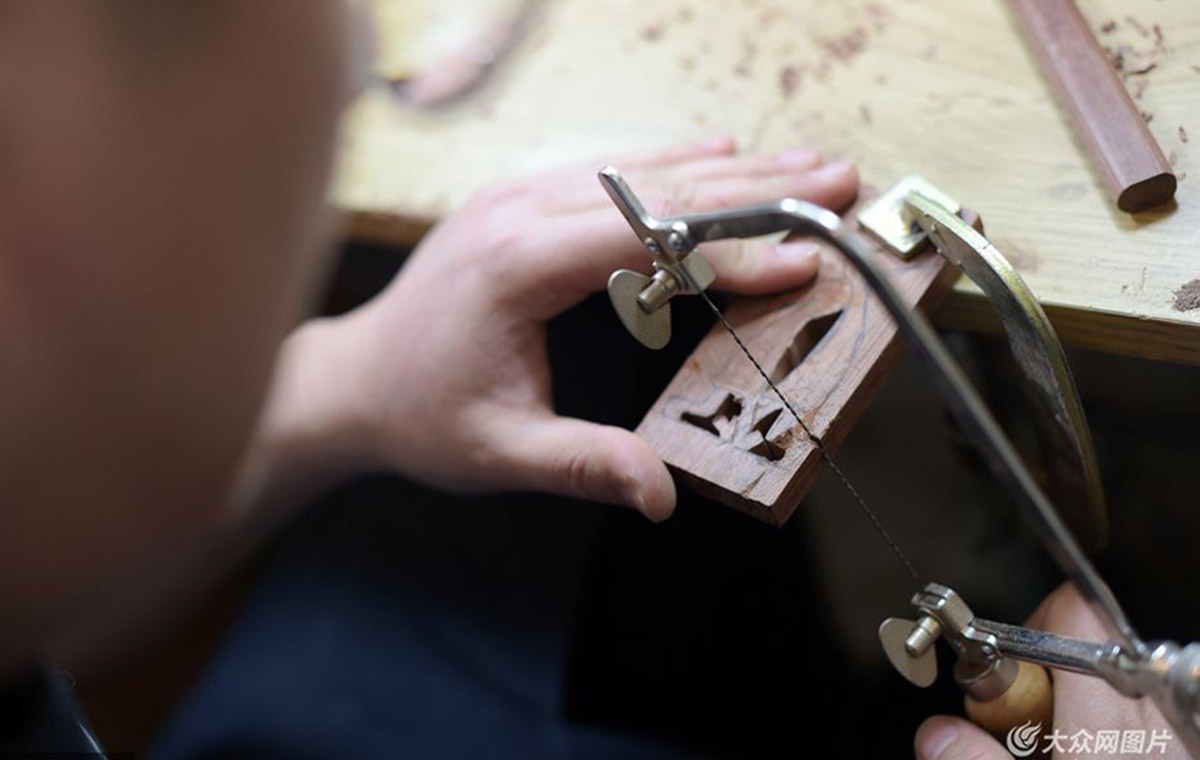 一90后兔子雕刻師 不到10天竟賺了半年工資（組圖）