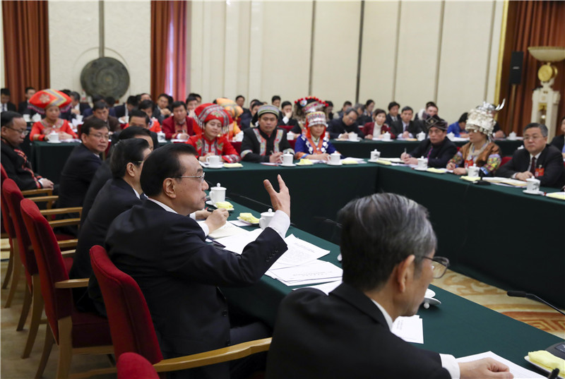 李克強(qiáng):查個(gè)地條鋼比你批個(gè)鋼鐵項(xiàng)目震動(dòng)可大多了