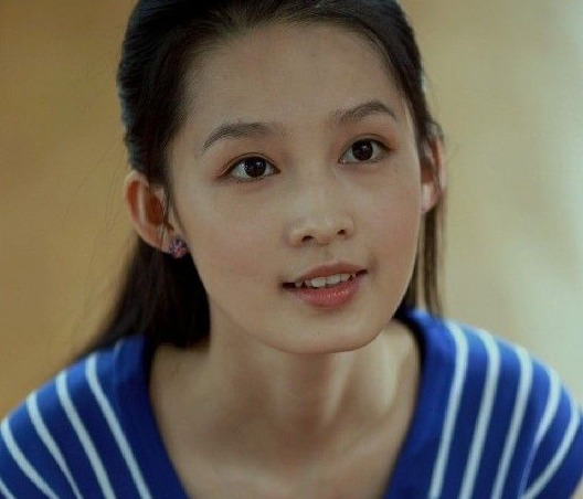 45度角度扒娛圈美顏：楊冪下巴干癟李沁美嘴滿分