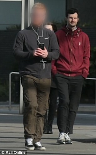 街頭實驗：當健身者穿著“冒犯”你會怎么做？（圖）