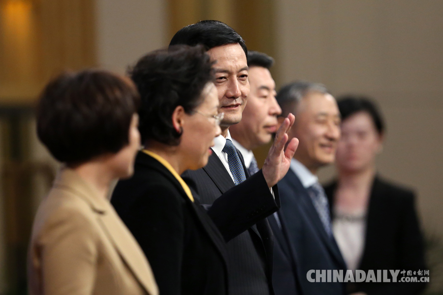 國(guó)資委主任肖亞慶等就“國(guó)企改革”答記者問