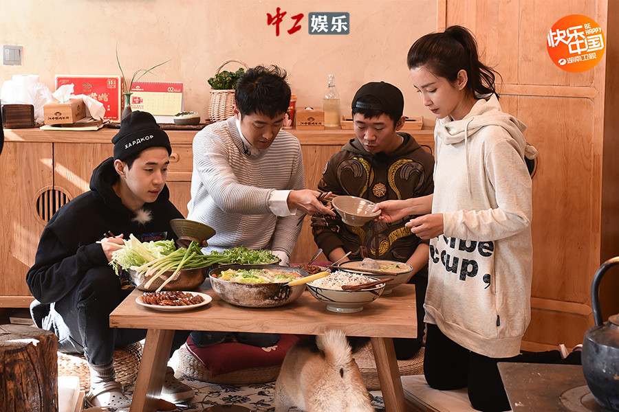《向往的生活》李冰冰包餃子技能滿點 拿手東北菜不輸黃磊