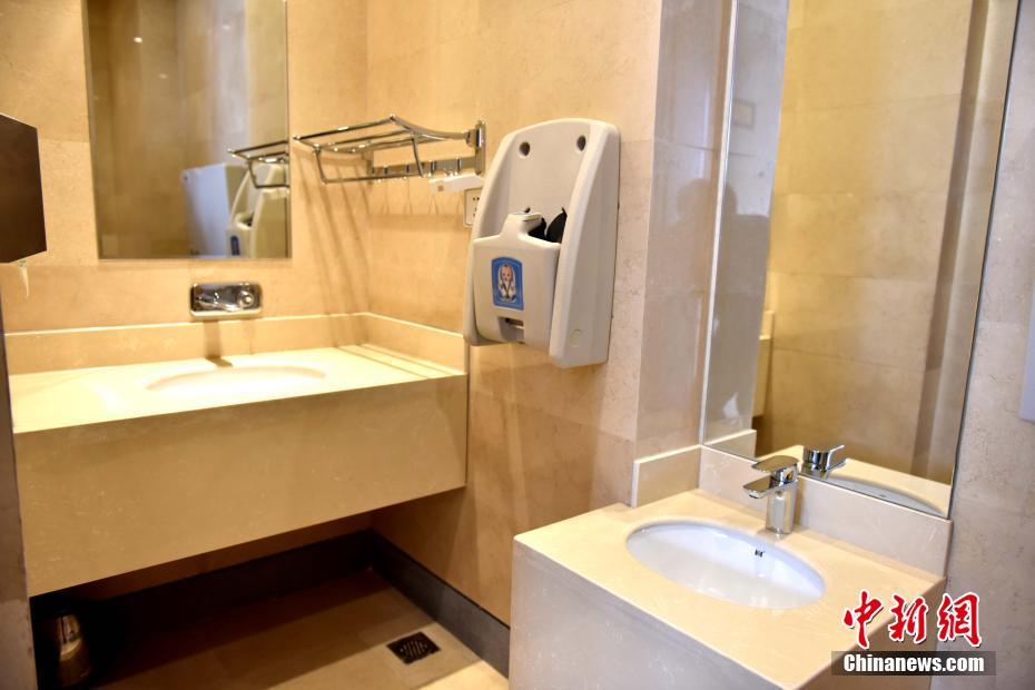 陜西首家“第三衛(wèi)生間”亮相華清宮