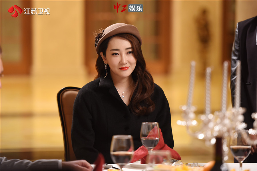 《雞毛飛上天》女企業(yè)家經(jīng)歷吸睛，殷桃高姝瑤情場(chǎng)商場(chǎng)雙斗艷