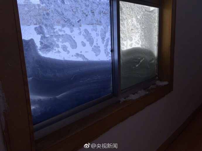 西藏多地出現特大暴雪 積雪半米厚（組圖）