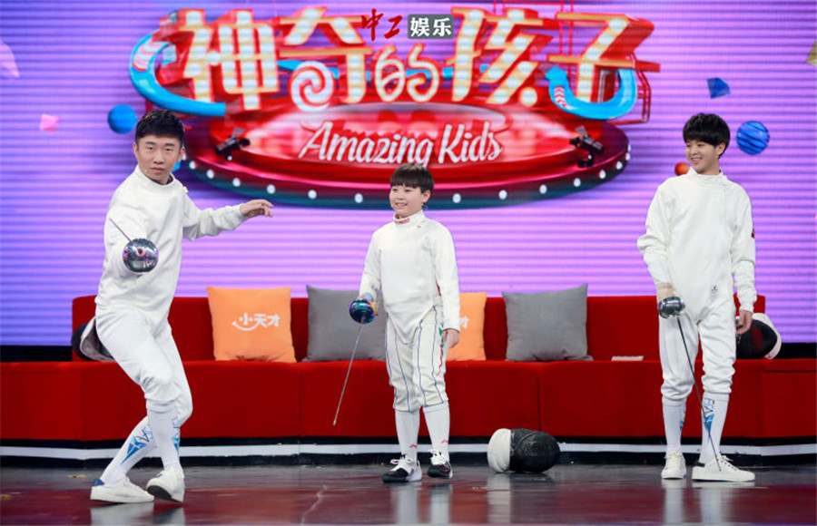 湖南衛(wèi)視《神奇的孩子》迎來(lái)“冠軍小劍客”