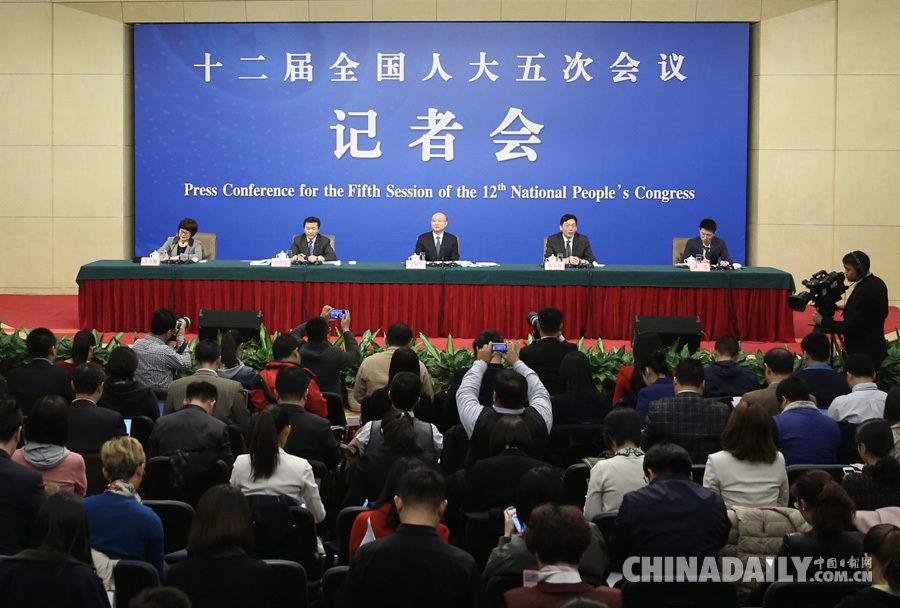 國家質檢總局局長支樹平等就“質量提升”答記者問