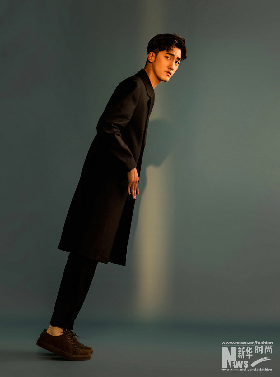 廖彥龍曝春日時尚大片 百搭隨性活力十足