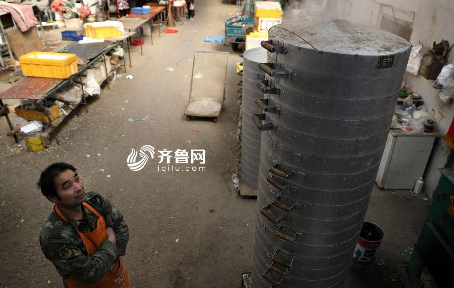 85后“饅頭哥”月賺2萬 日賣8000個饅頭