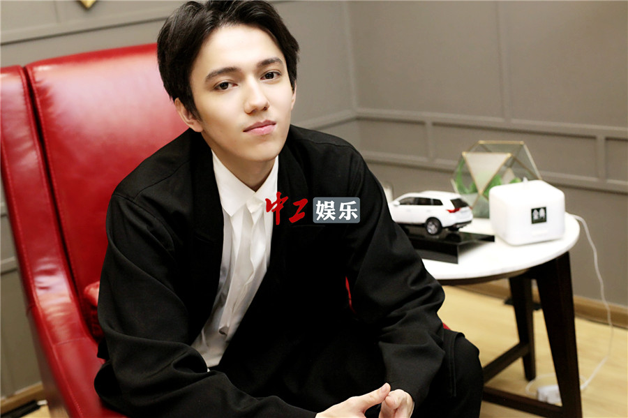 《歌手》迪瑪希喊林志炫“爸爸” 當(dāng)場認(rèn)親引眾人起哄