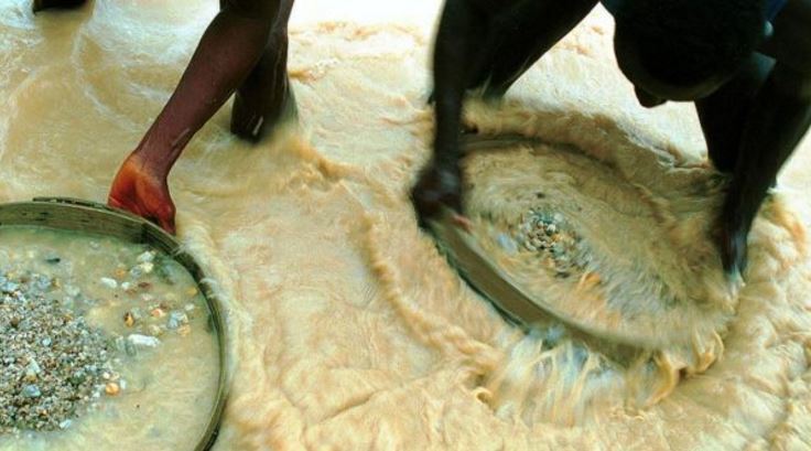 非洲牧師發現超大鉆石捐國家 售價或超4億（圖）