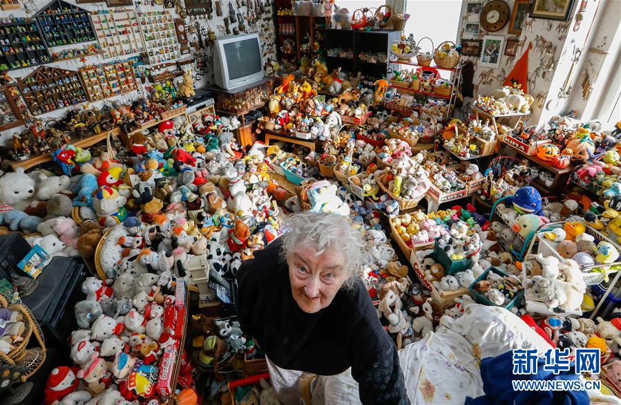 收藏兩萬件玩具的比利時老人